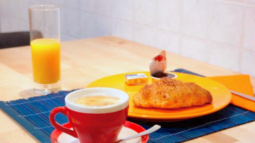 Eat&Sleep Bed and Breakfast Rom Exteriör bild