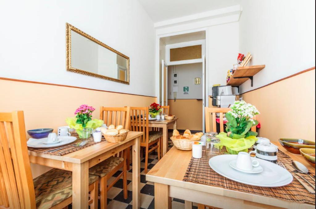 Eat&Sleep Bed and Breakfast Rom Exteriör bild